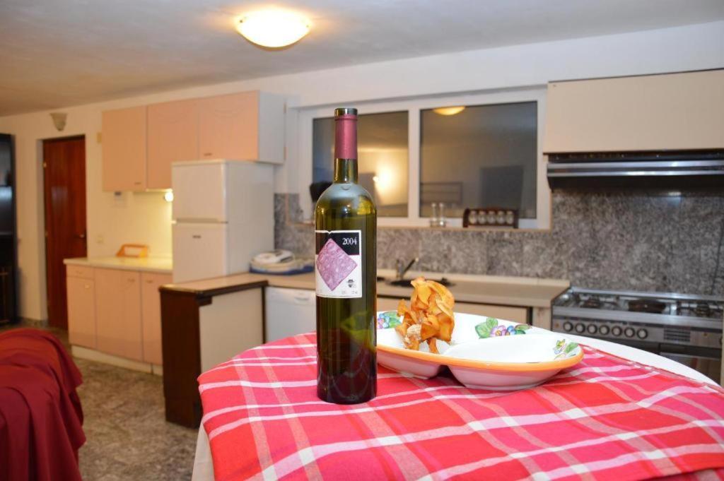 Apartments Athena Nova Vas  エクステリア 写真