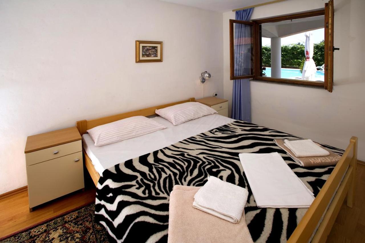 Apartments Athena Nova Vas  エクステリア 写真